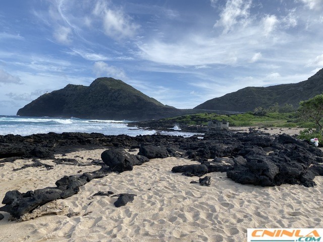 Makapuu_tide_pool_2_640x480