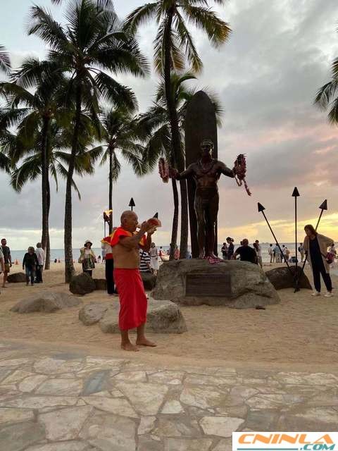 Waikiki_Beach_2_480x640