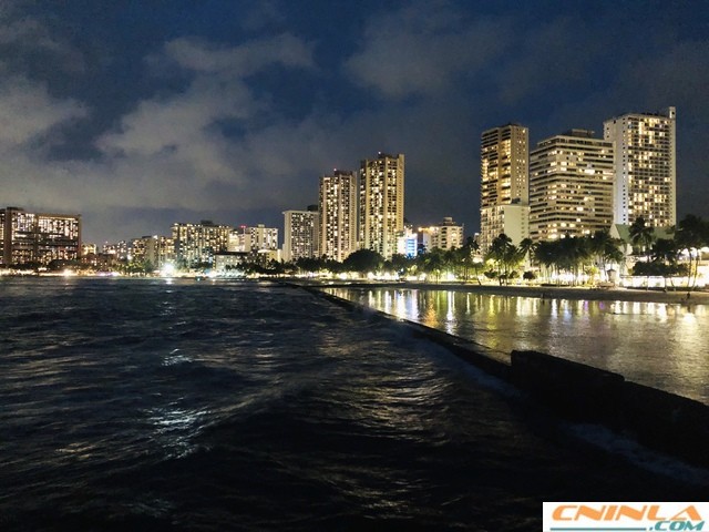 Waikiki_Beach_6_640x480