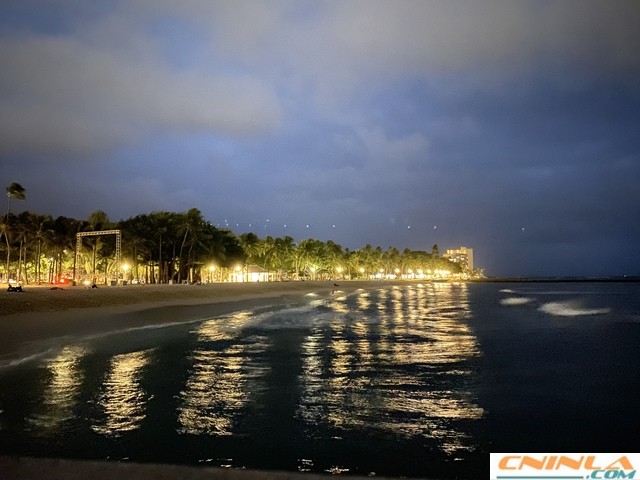 Waikiki_Beach_7_640x480